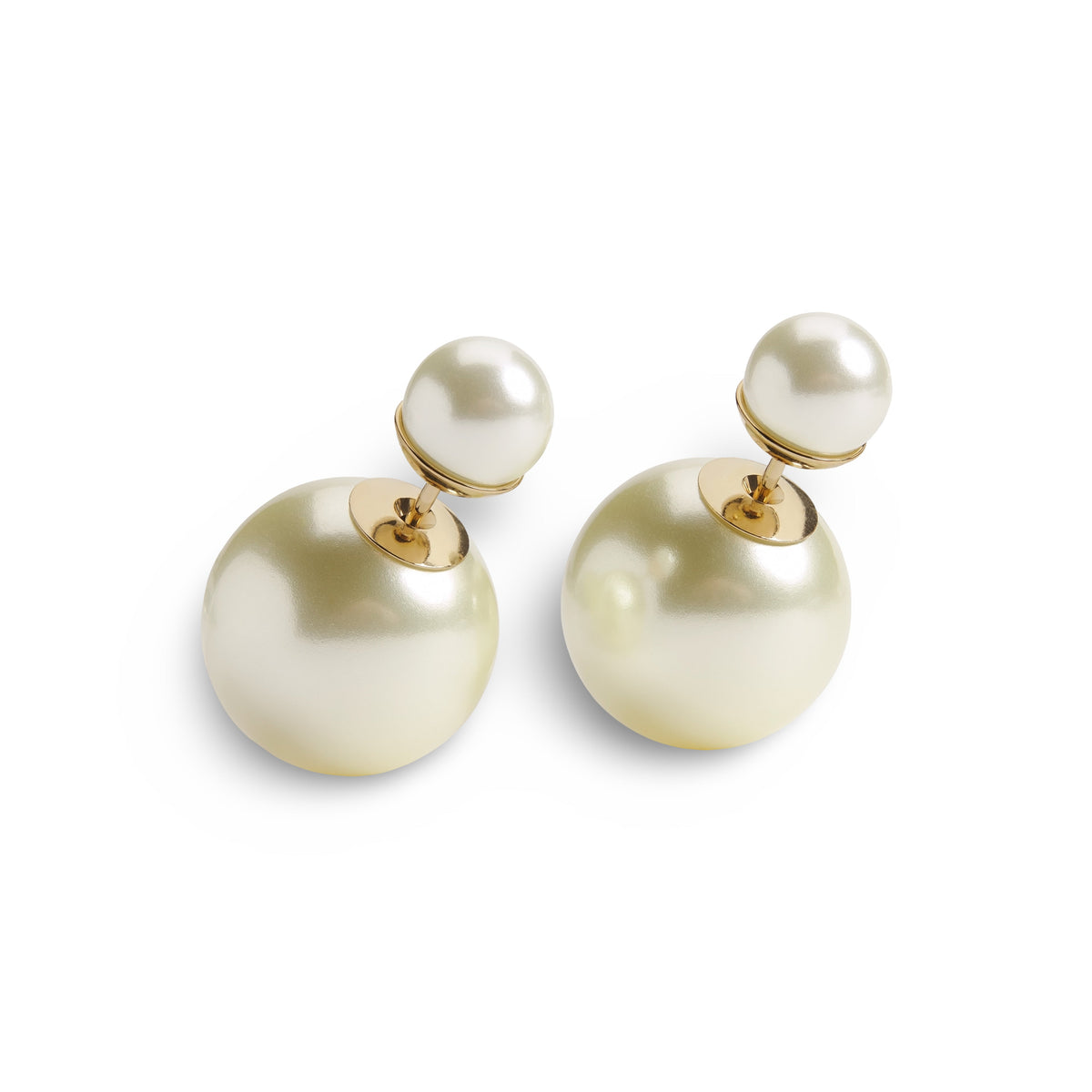 J’adore Classic Pearl Earrings