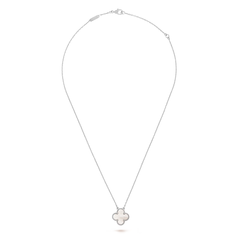 Mother-of-pearl Clover Motif Pendant