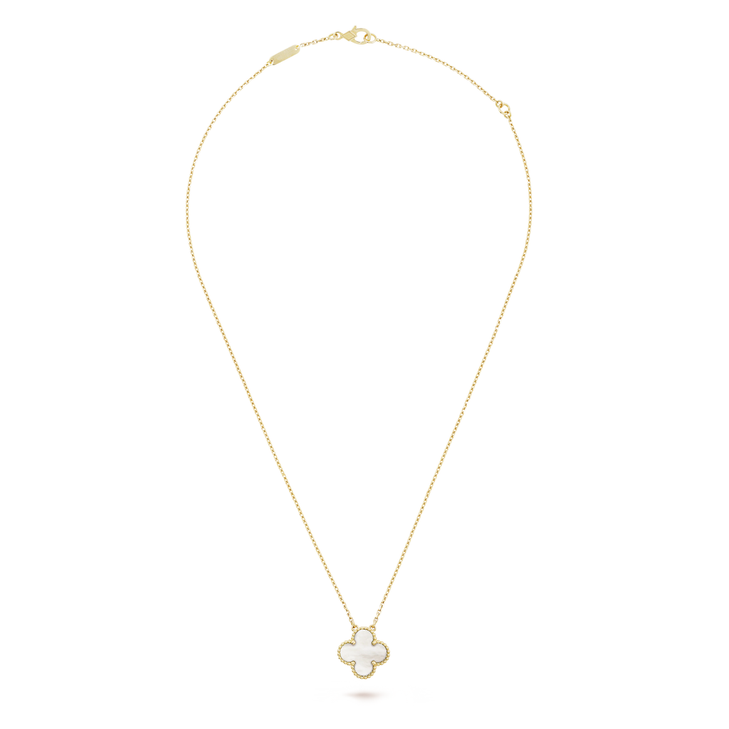 Mother-of-pearl Clover Motif Pendant