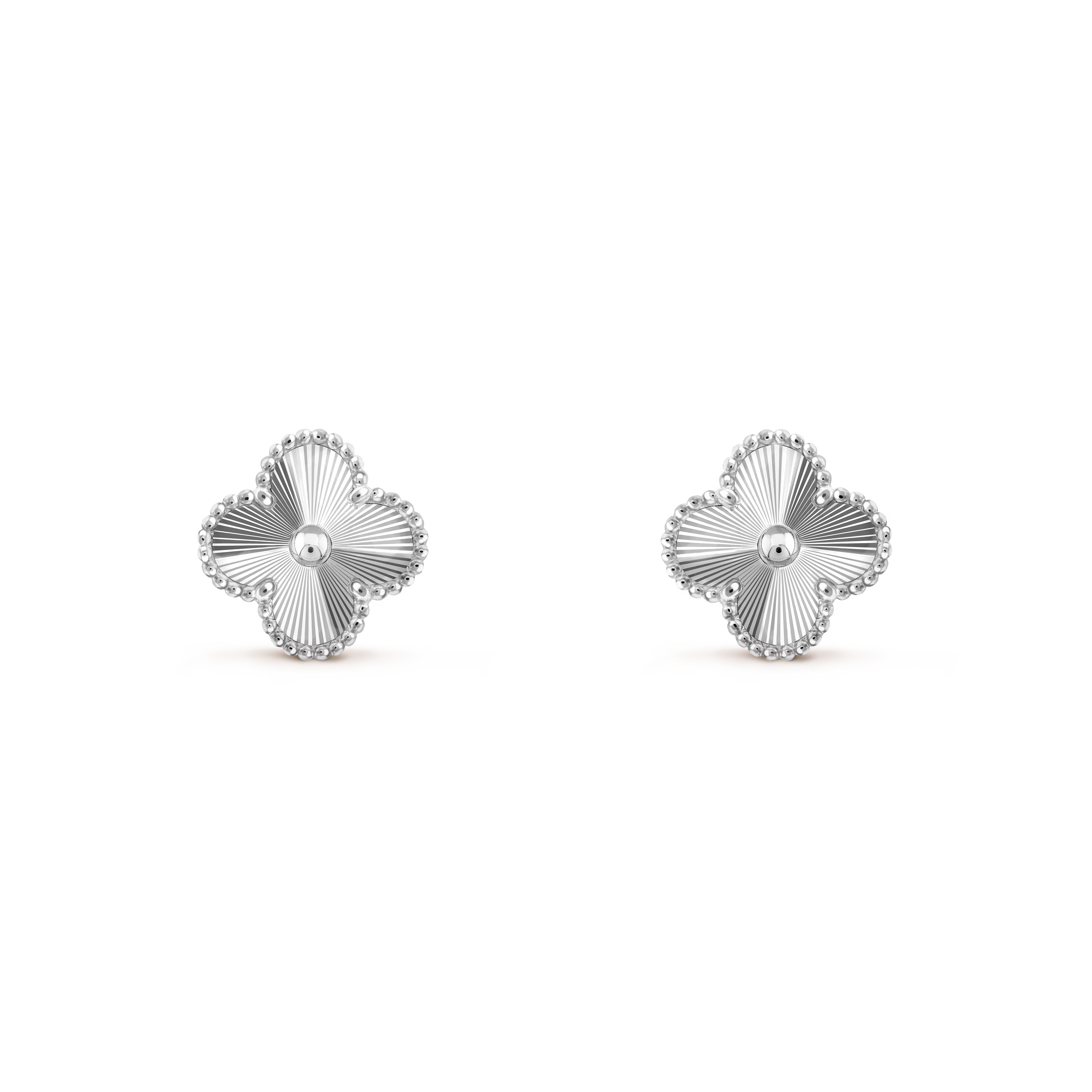 Lumière Clover Motif Earrings