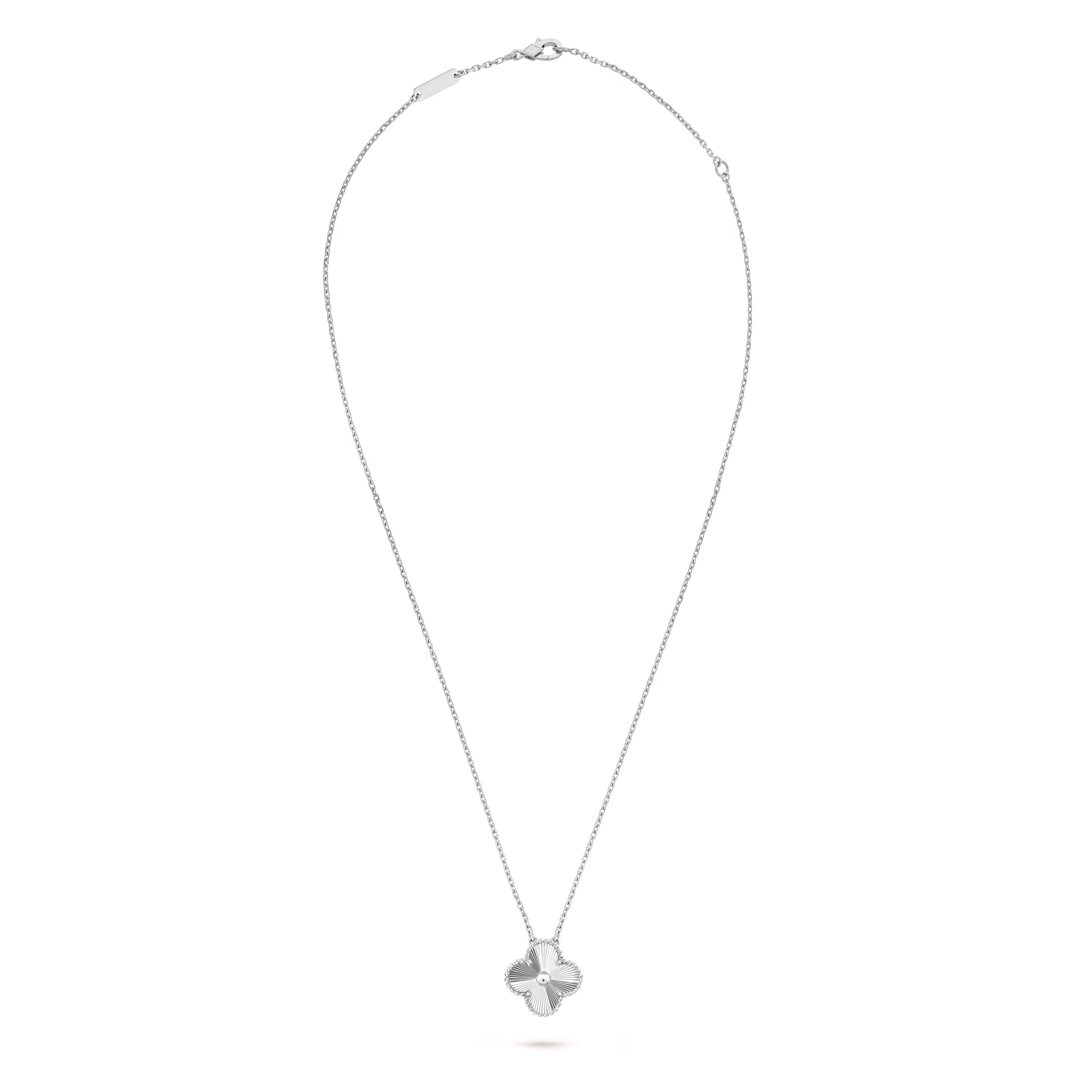 Lumière Clover Motif Pendant